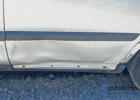 2004 Volvo S60 2.4 from USA, damaged, VIN YV1RS61T442325316